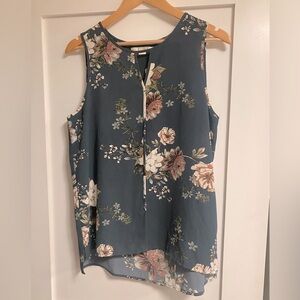 Floral tank with front cutout